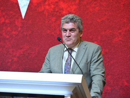 Antalya'da Gençler Yapay Zeka ve Spor Projeleriyle Tanıştı