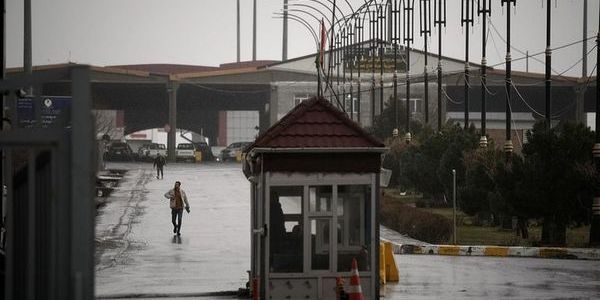 İranlılar İnternet Yasağını Aşmak İçin Irak Sınırında Risk Alıyor