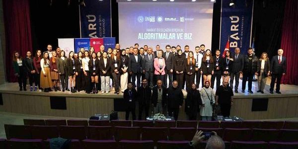 Bartın Üniversitesi’nde Dijital Çağda Doğru Bilgi ve Dezenformasyonla Mücadele Tartışıldı