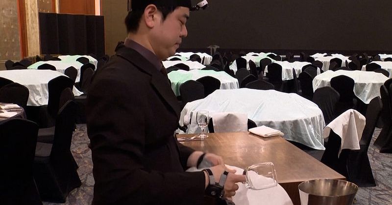 Güney Kore'de Otel Çalışanlarının Hareketleri Robotlara Öğretiliyor