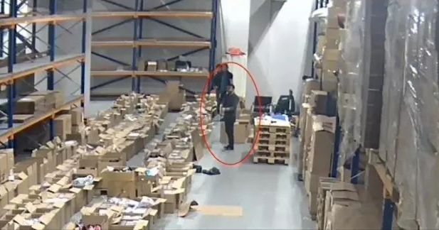 İstanbul Havalimanı'nda Gümrük Personeline Kaçakçılık Operasyonu Düzenlendi