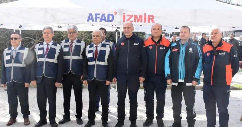 İzmir Adliyelerinde 28 Şubat Sivil Savunma Günü Kapsamında Bomba İhbar Tatbikatı Yapıldı