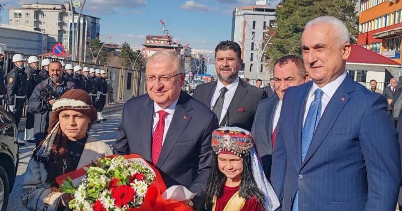 Bakan Yaşar Güler: Bölgedeki Gerilimlere Karşı Tedbirlerimizi Artırdık