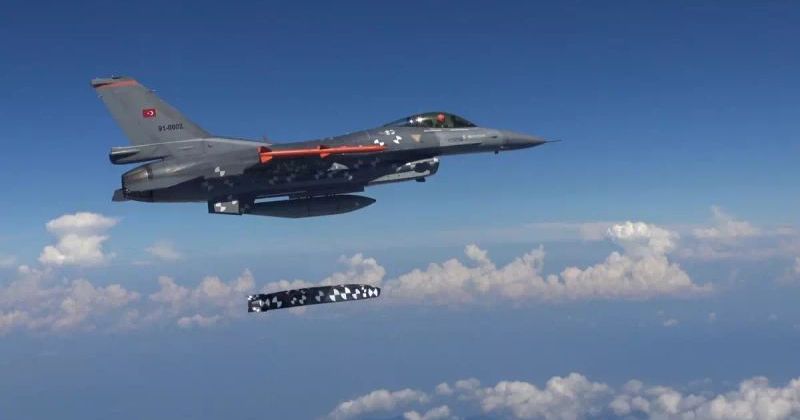 Milli SOM-J Seyir Füzesi Son Atış Testinde Hedefi Tam İsabetle Vurdu