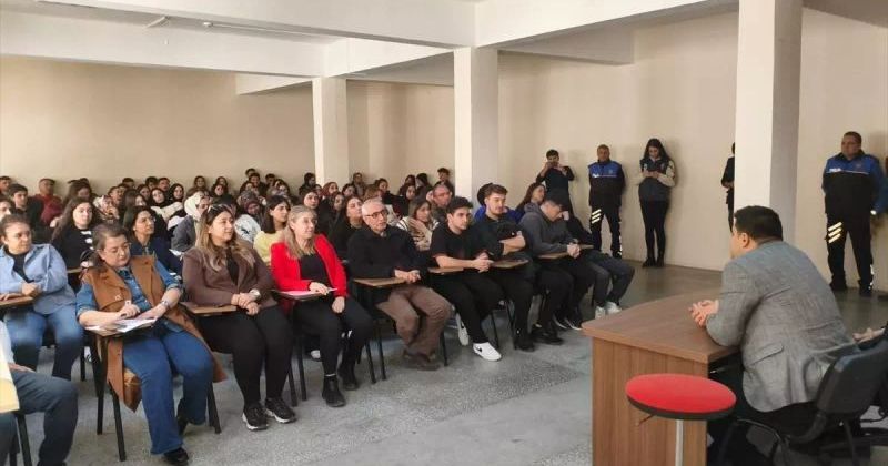Niğde Üniversitesi Öğrencilerine IBAN Dolandırıcılığı Eğitimi Verildi