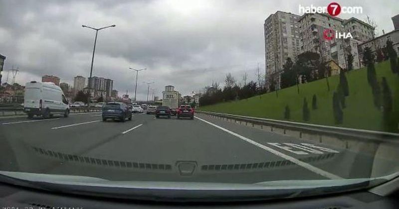 Ümraniye'de Trafikte Makas Atan Sürücü, Tartıştığı Kişiye Şişe ve Tokatla Saldırdı