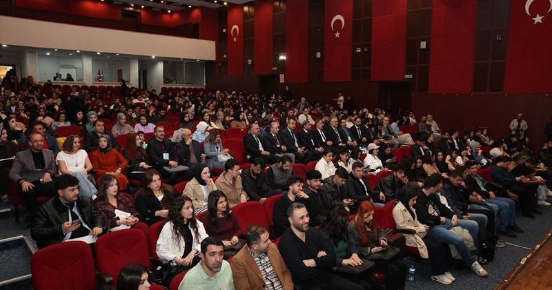 Mardin'de Tıpta Yapay Zeka Sempozyumu Düzenlendi