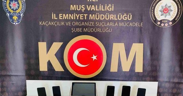 Muş’ta Gümrük Kaçağı Operasyonunda Elektronik Cihaz ve Nargile Tütünü Ele Geçirildi