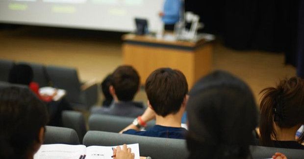 Yapay Zeka Üniversite Eğitimini ve İşleyişini Temelden Değiştiriyor