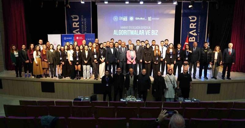 Bartın Üniversitesi’nde Dijital Çağda Doğru Bilgi ve Dezenformasyonla Mücadele Tartışıldı